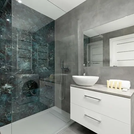 Eleganckie I Stylowe Z Balkonem W Sosnowcu By Renters *
